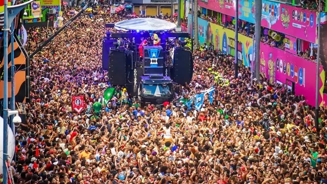BaianaSystem no Carnaval do Campo Grande, em Salvador