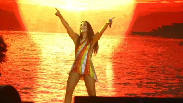 Energia e carisma: Ivete Sangalo é ovacionada no Festival de Verão 2025