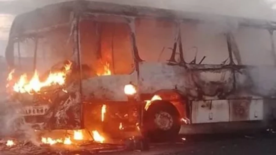 ônibus incendiado em Sussuarana, Salvador