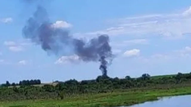 Avião de pequeno porte cai em Quadra, interior de São Paulo