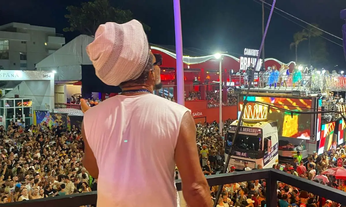 Carlinhos Brown encontro com Daniela Mercury no carnaval de salvador