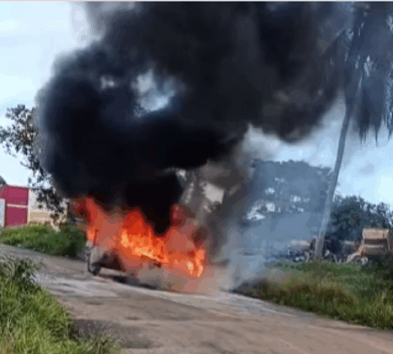 carro pega fogo cruz das almas