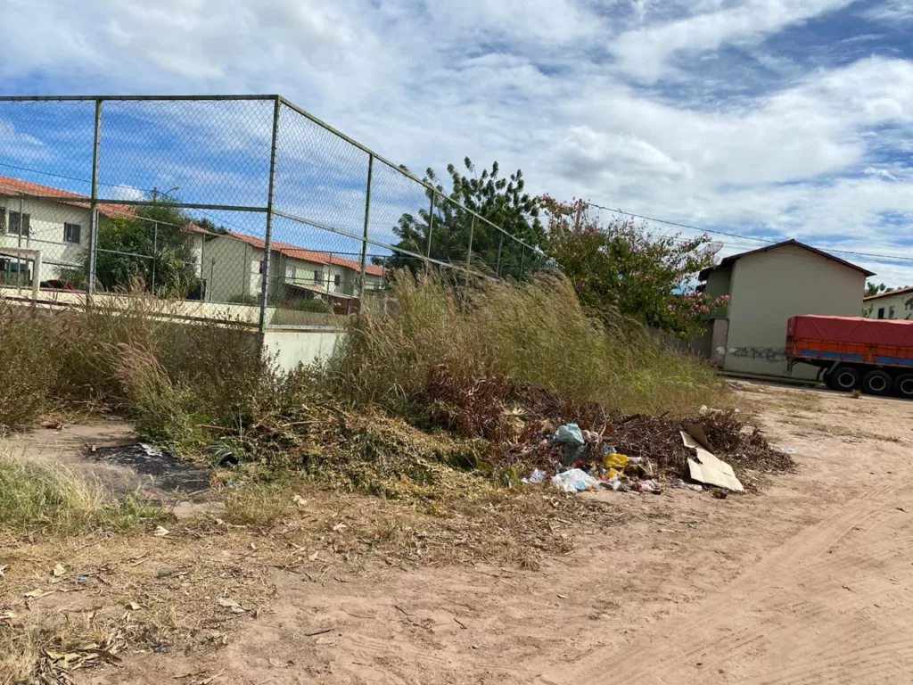 LEM Luís Eduardo Magalhães mpba lixo limpeza urbana investigação 240 milhões