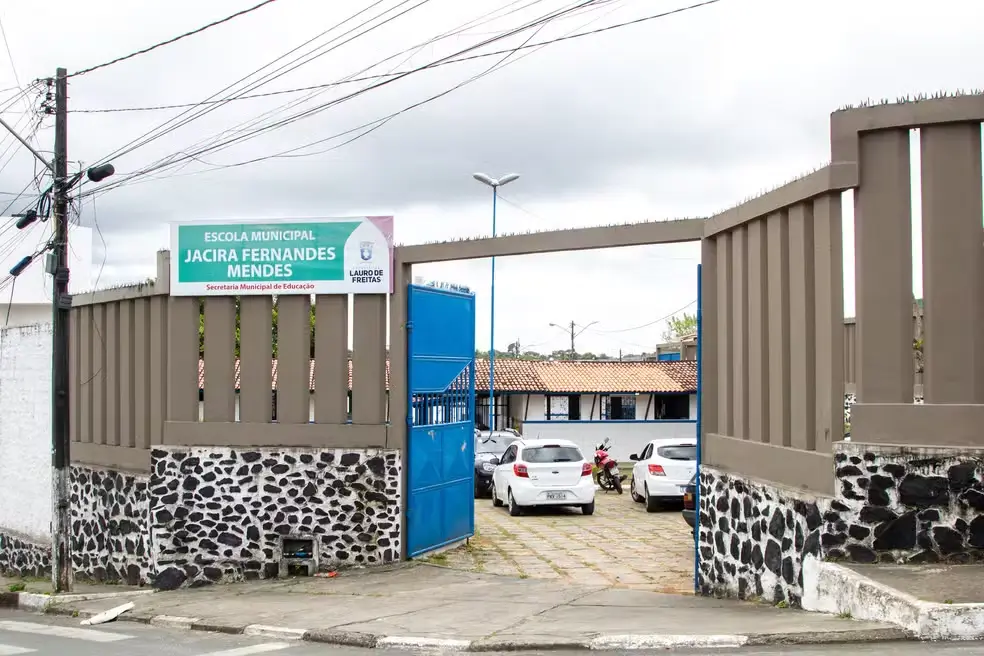 simões filho escola