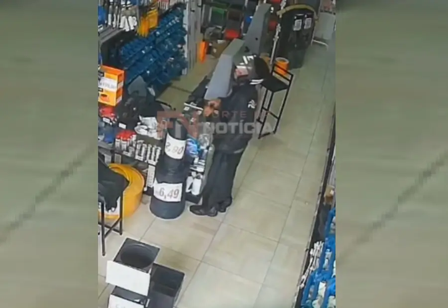 homem preso furtar loja em Cruz das Almas