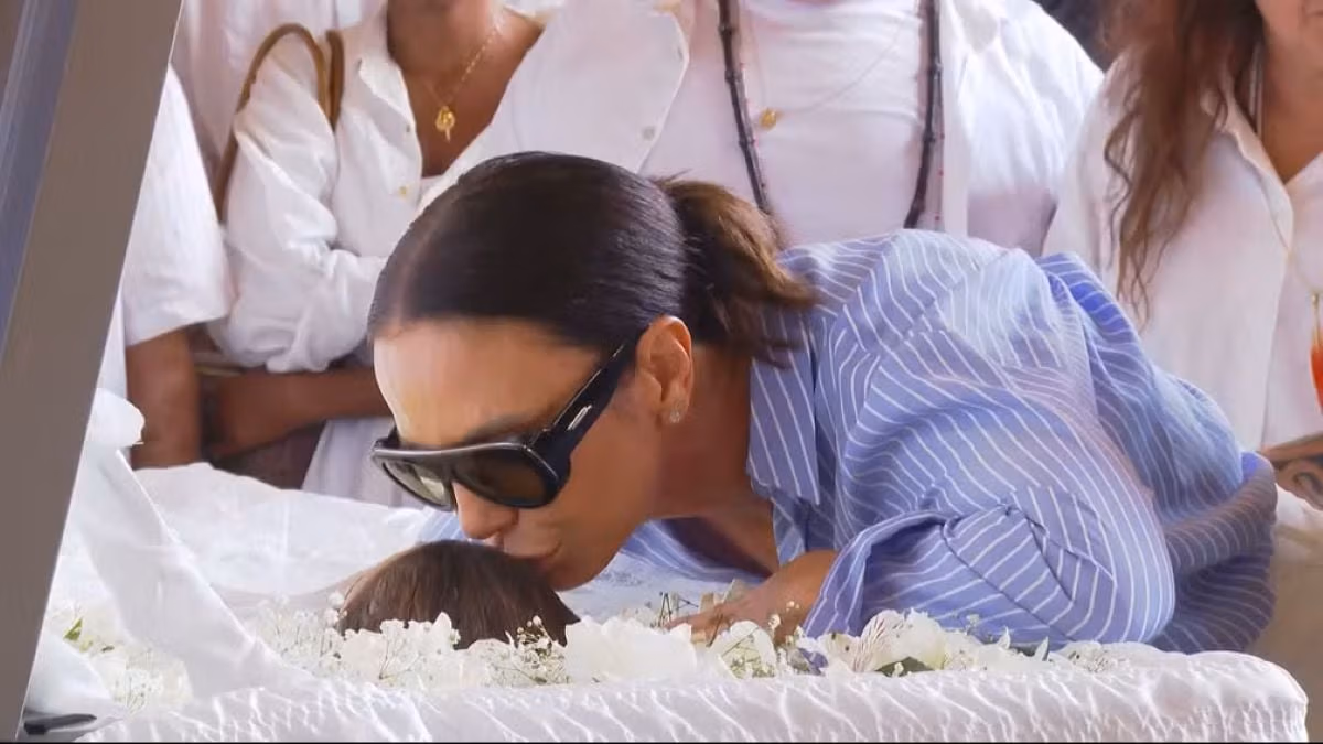 velório de Preta Gil Ivete Sangalo participou