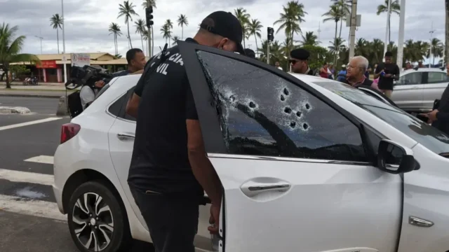 Motorista é baleado e bate em Piatã Salvador