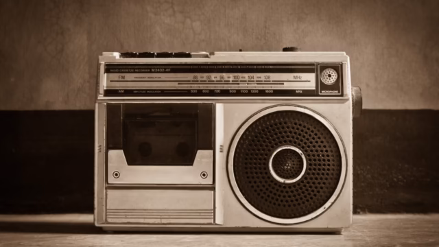 rádio antigo