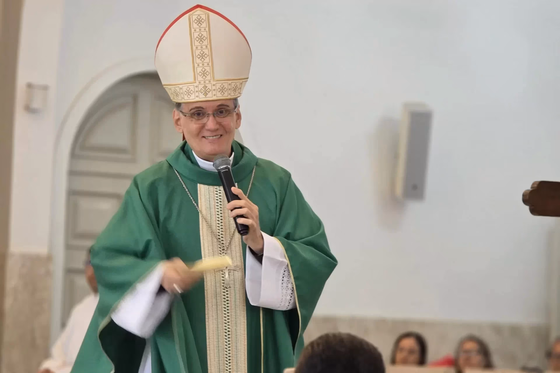 Dom Antônio Tourinho Neto bispo de Cruz das Almas