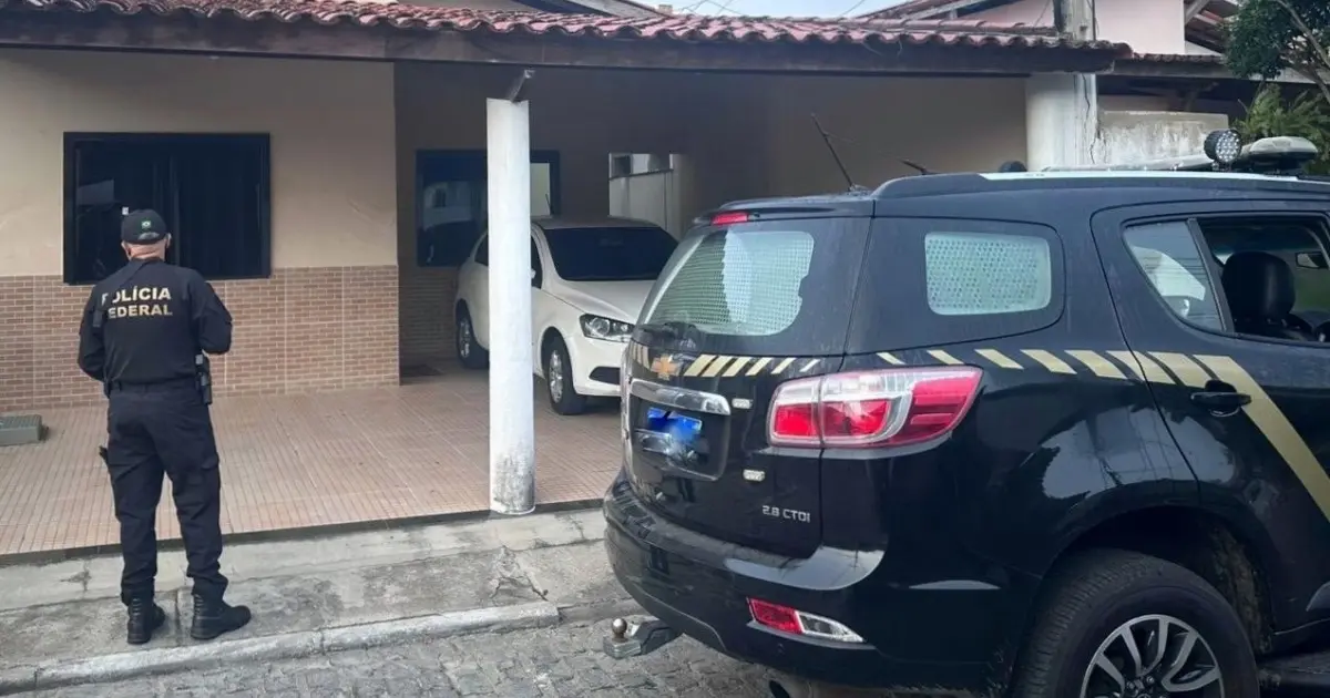 PF mira policial e gerente da Caixa
