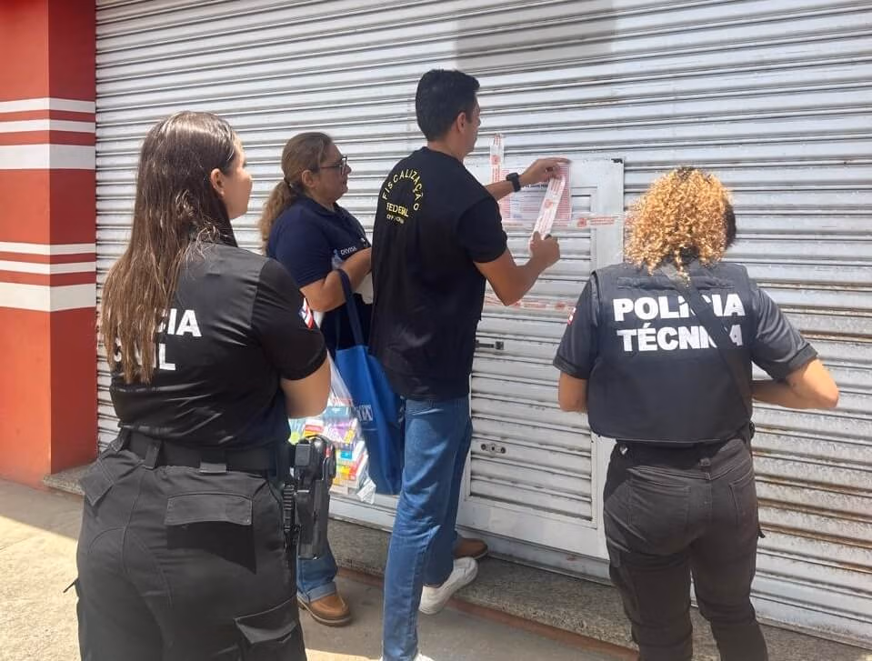 farmácia fechada em Ilhéus