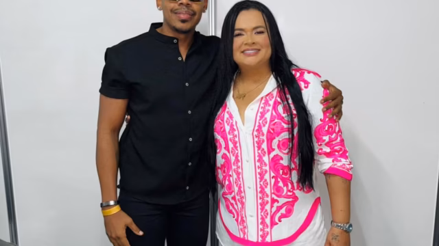 Klessinha e Léo "Um jeito Assim" Festa da Purificação