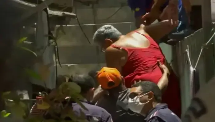 idosa Arembepe Camaçari