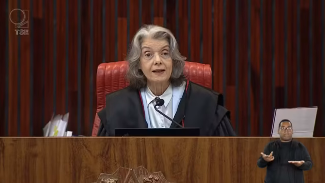TSE Ministra Carmen Lúcia