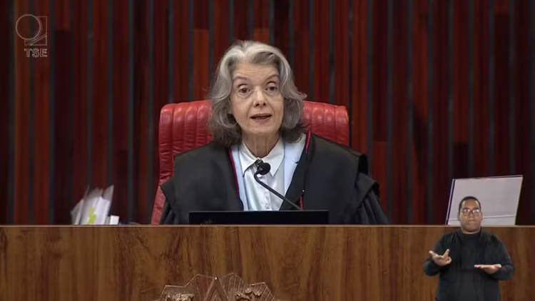 TSE Ministra Carmen Lúcia