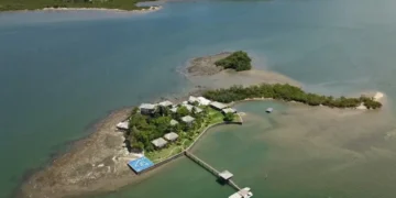 Ilha da Paixão localizada no distrito de Caboto em Candeias, Bahia