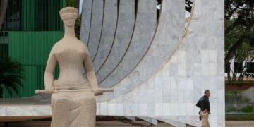8 votos a 2, a lei que prorrogava o benefício até 2027. Notícias relacionadas: M
