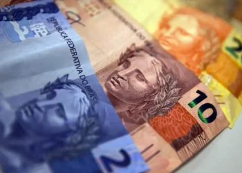cédulas de real dinheiro