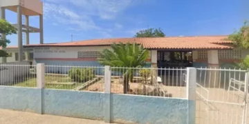 Colégio Estadual Artur Oliveira, em Juazeiro