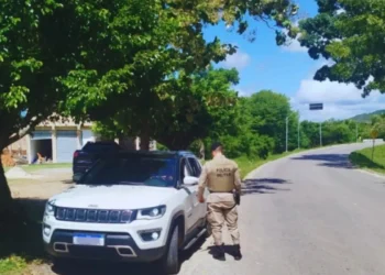 Policial Militar em abordagem