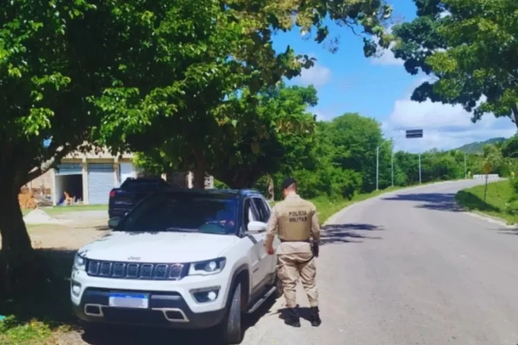 Policial Militar em abordagem