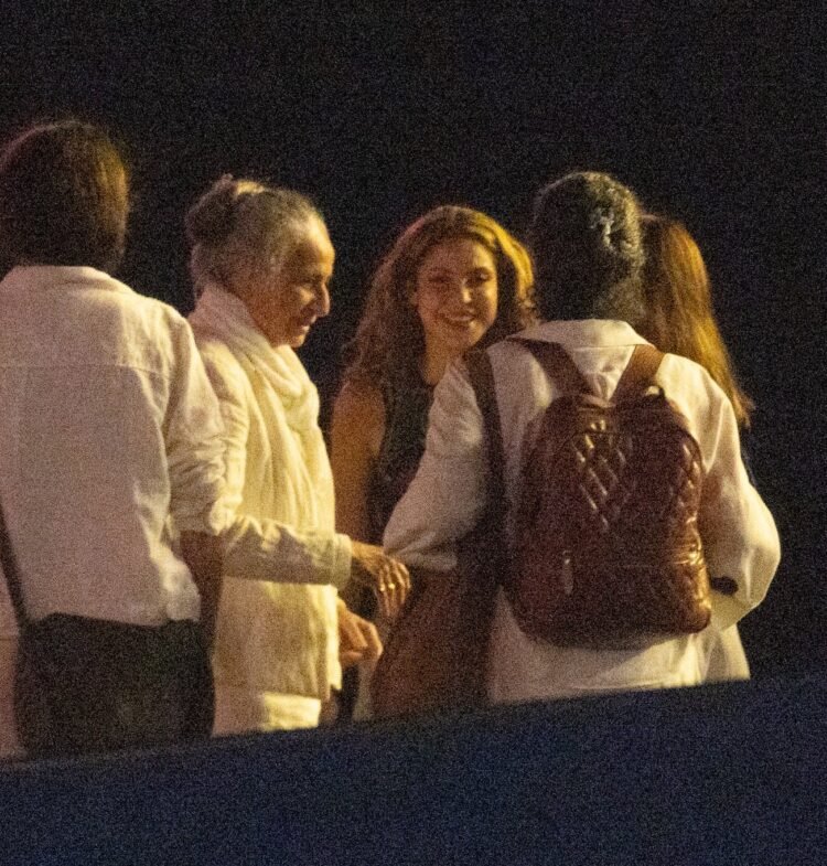 Shakira e Maria Bethânia em ensaio no Rio de Janeiro