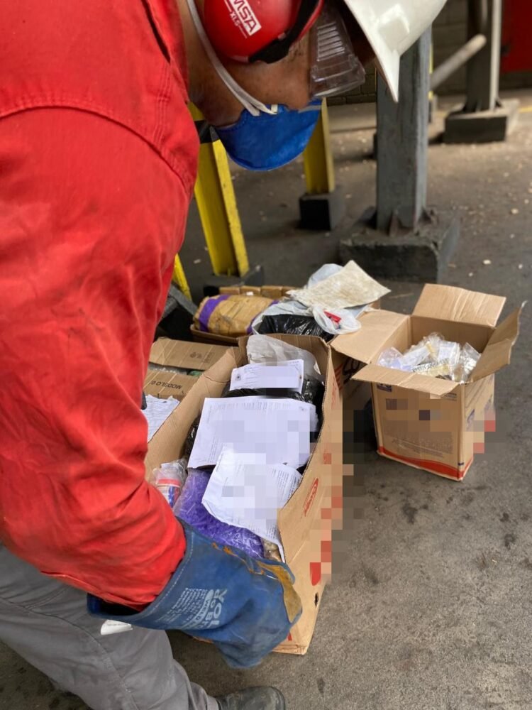 drogas sendo incineradas em Santo Amaro