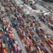 Imagem de drone mostra o Porto de Santos (SP)