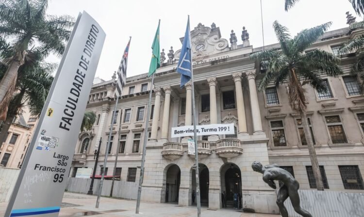 representantes da Pró-Reitoria de Graduação (PRG), da Pró-Reitoria de Inclusão e