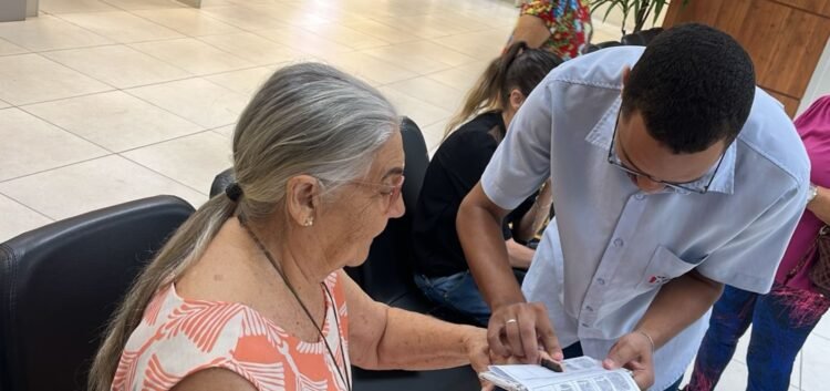 telefone. Ao todo, 59 municípios baianos serão contemplados pela iniciativa, inc