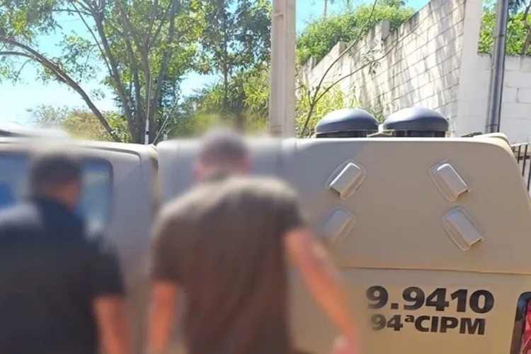 Perseguição por estelionato em rodovia leva à prisão de dupla em Tanque Novo 1 Polícia Militar