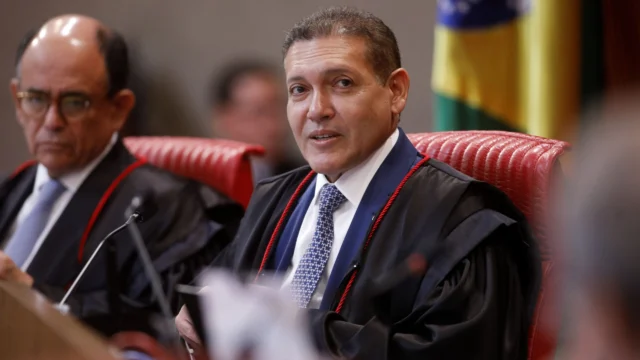 tes Viagem & Gastronomia Política Eleições Índice CNN Análise: Estilo discre