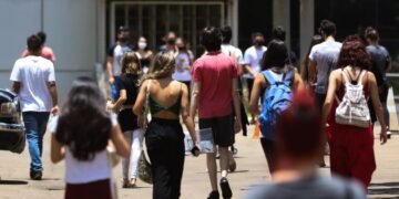 ensino superior no planeta, “que desempenha um papel insubstituível na construçã