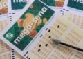 tal Loterias Caixa, além das lotéricas credenciadas. A aposta mínima custa R$ 6