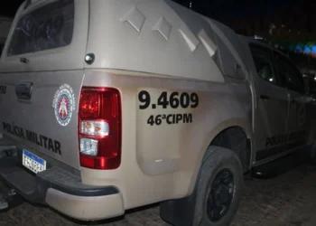 Livramento de Nossa Senhora: Homem tenta matar ex a tiros e cai de altura de 5 metros na fuga