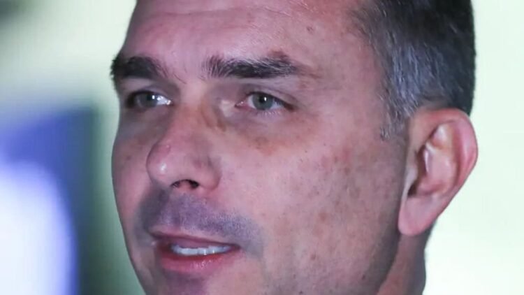 Datafolha indica apoio de eleitores à manutenção da pré-campanha de Flávio Bolsonaro 1 Lula Marques/ Agência Brasil / Arquivo