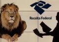 77,2% dos contribuintes. Já o preenchimento on-line representa 15,8% dos envios
