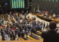 Câmara aprova PEC que reduz jornada de trabalho para 40 horas semanais 3 Reprodução / Henrique Brinco / BNews