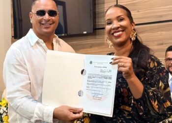 Xanddy e a vereadora Juliana Conceição em Santo Amaro da Purificação