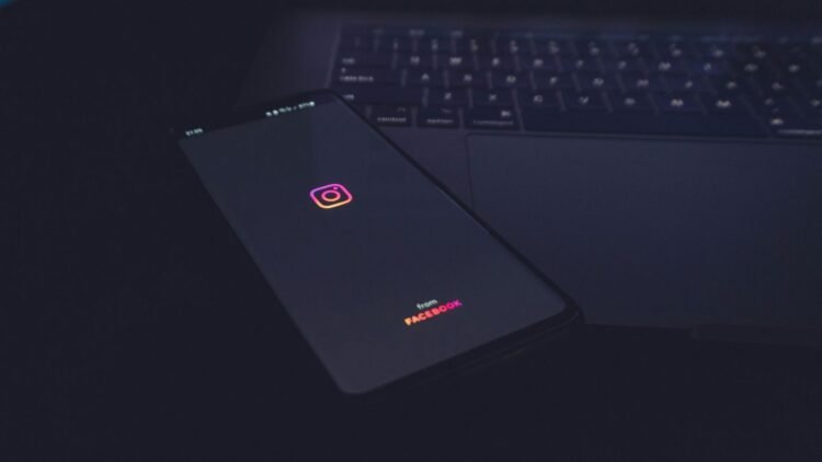 Instagram finalmente permite reorganizar a grade de publicações do perfil; saiba como