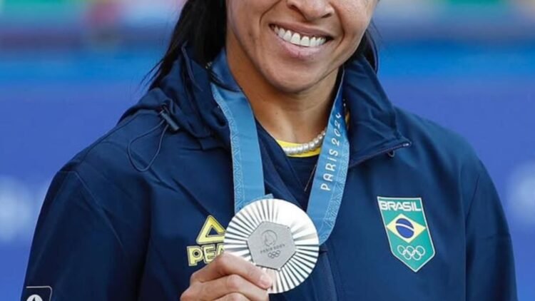 Marta, aos 40 anos, celebra união e projeta maternidade com vasta fortuna 1 Foto: Instagram