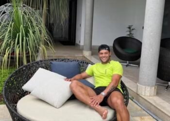 abrigar as casas de astros como Éder Militão e Vinicius Júnior. A mansão pretend