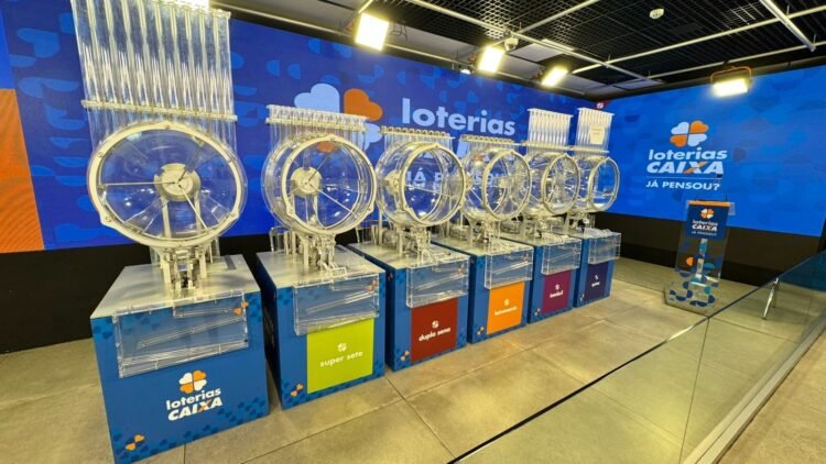 Partida da seleção brasileira provoca adiamento de sorteios das loterias Caixa 1 causa de Brasil x Escócia Divulgação A Caixa Econômica Federal confirmou a trans