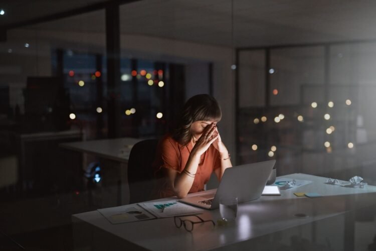 muitos jovens da Geração Z como a principal responsável pelas dificuldades para