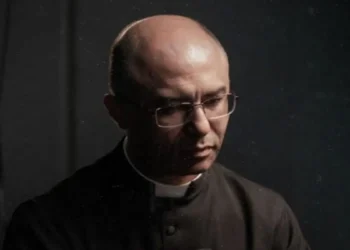Padre brasileiro excomungado pelo Vaticano