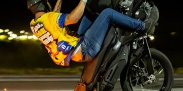 motociclista em Prática do Grau Santo Antônio de Jesus