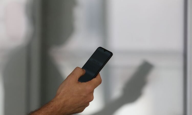 Apostas online no Rio de Janeiro movimentam R$ 2,2 bilhões anuais e geram alertas