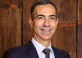 César Tralli investe R$ 20 milhões em imóveis de luxo na orla de Ipanema