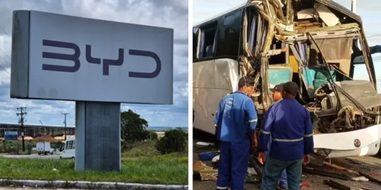 Montagem, de um lado a foto da placa da BYD em Camaçari e do outro a foto do onibus com a frente destruida em acidente