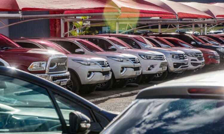 Emplacamentos de veículos sobem 16% no primeiro semestre de 2026 1 © Rafa Neddermeyer/ Agência Brasil